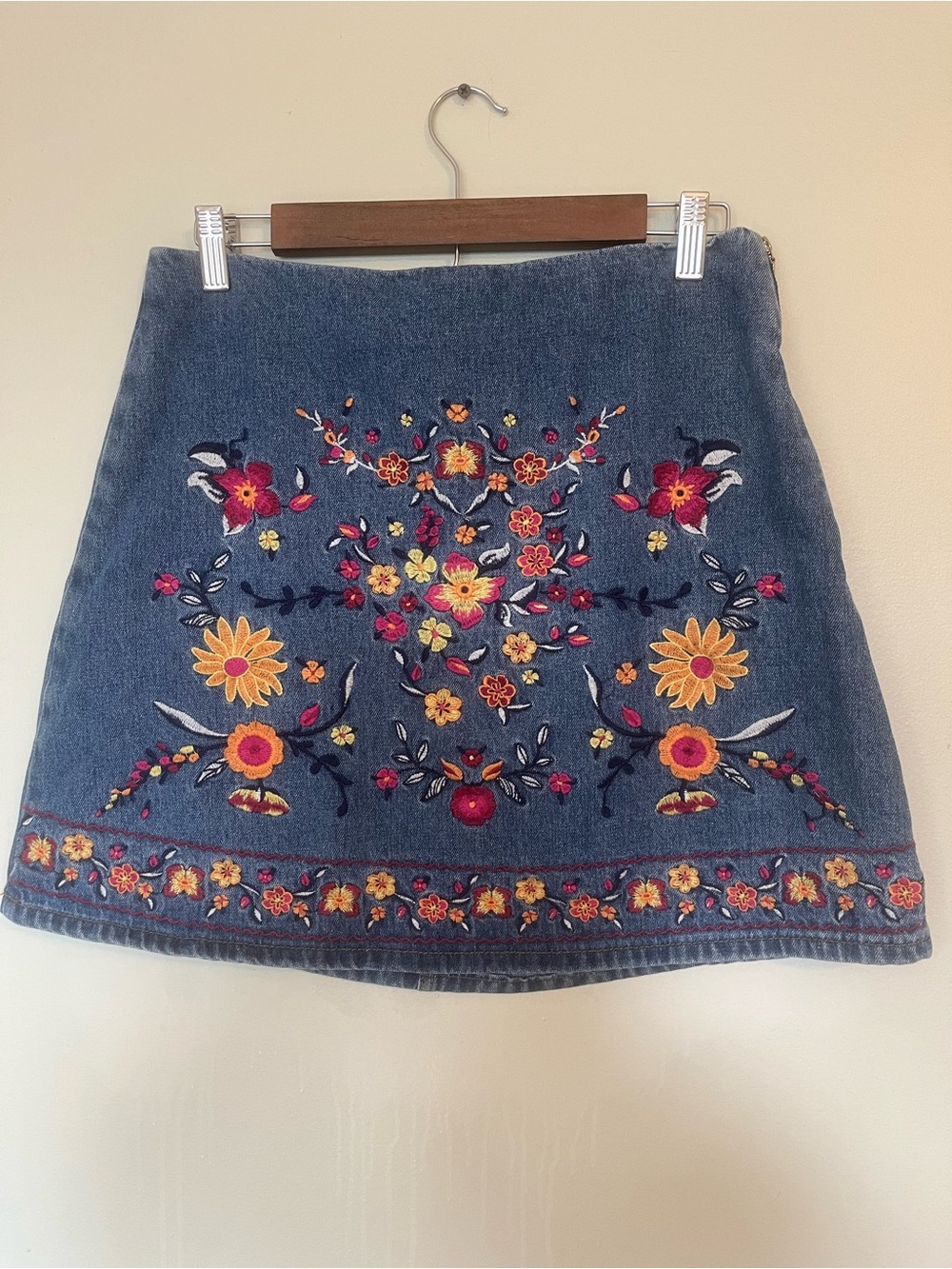 Embroidered Denim Mini Skirt in Blue with Floral Detail Y2K 100% Cotton